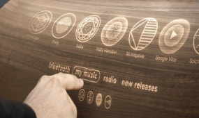 Wooden radio HMI concept
